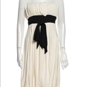 DVF never worn bubble dress, size 6, cream with black tie. Grecian style.